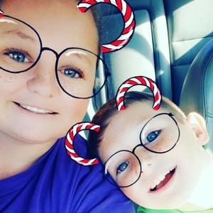 Meet your Posher, Melissa